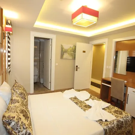 Emir Butik 3*